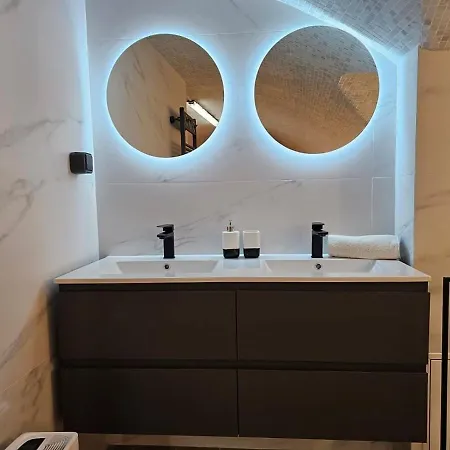 Apartment Familiale Sauna 10 - 8p - Flat-guest Paris